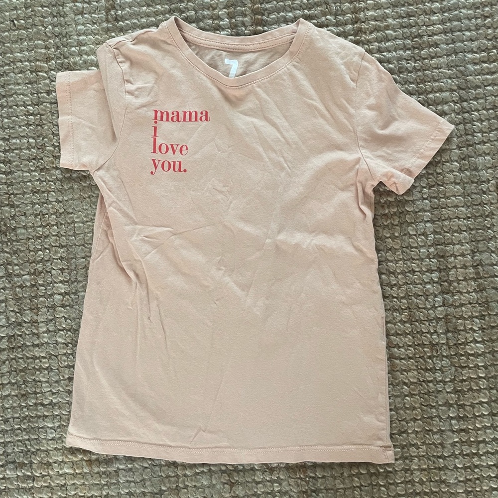 “Mama I love you” tee, peach colored